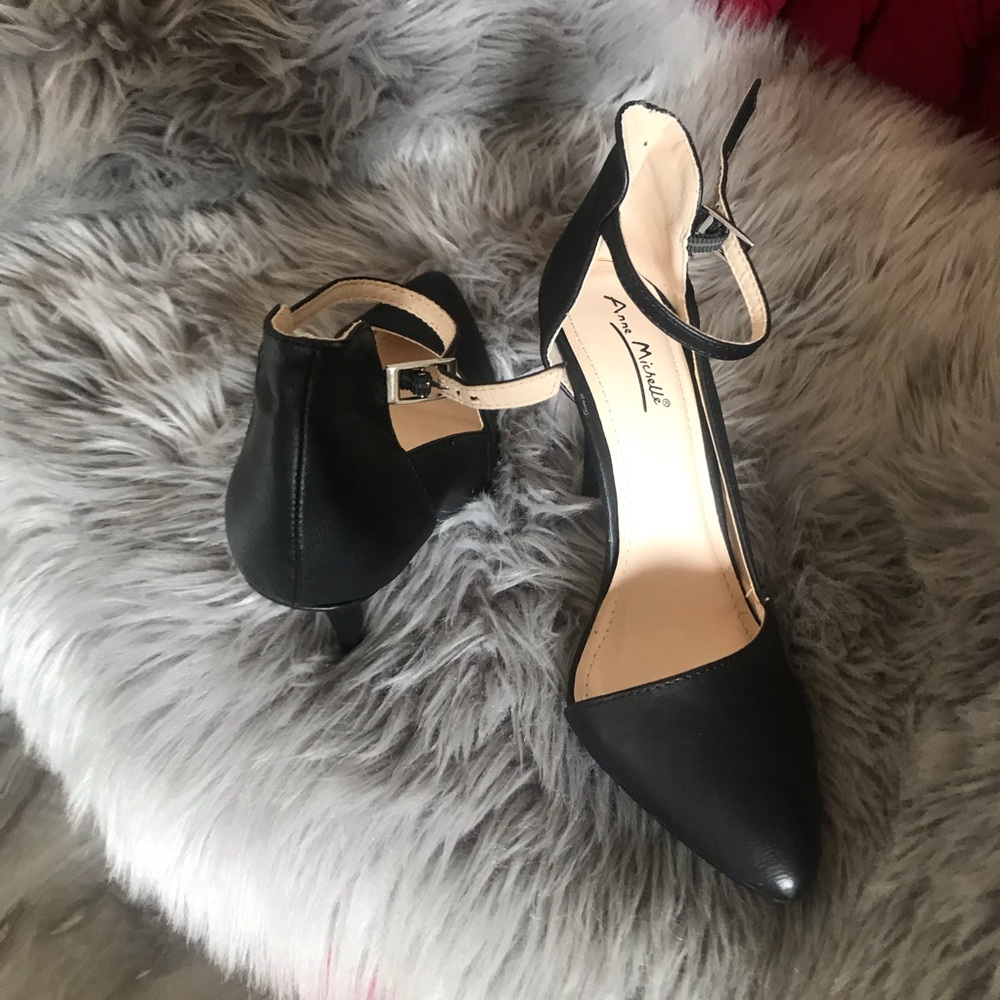 Shoes - Picture 7 of 7